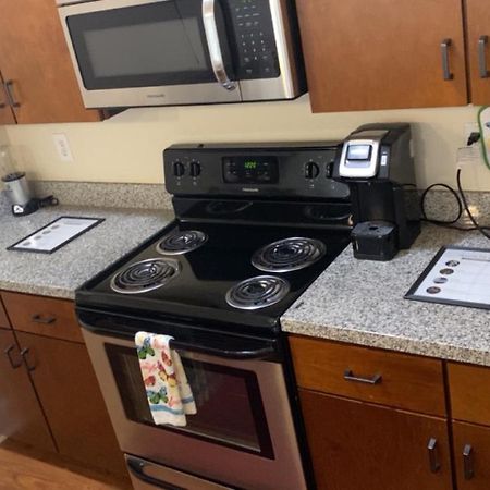 Апартаменты Downtown Cozy Apt Индианаполис Экстерьер фото